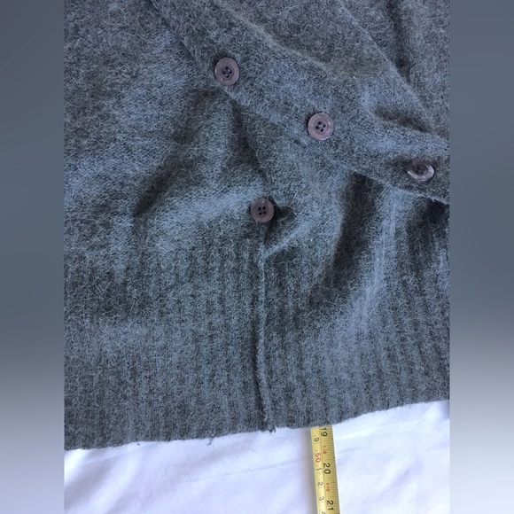 Vintage Gorgeous Bravo warm grey lambswool and angora rabbit hair cardigan. - Picture 8 of 11